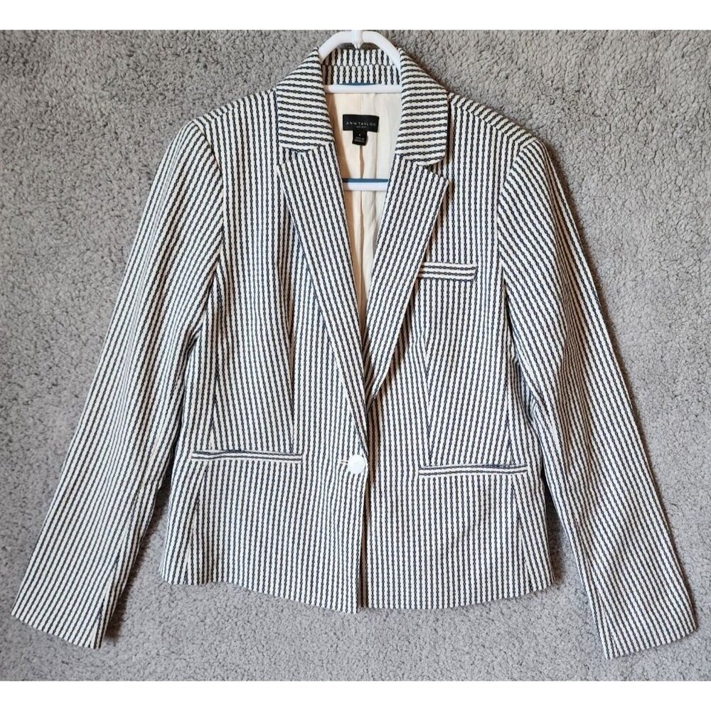Ann‎ Taylor Women's 1-Button Blazer Jacket Black/White Striped Stretch Size 4